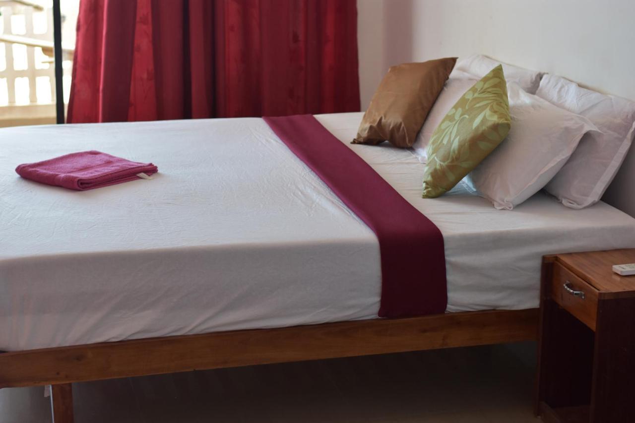 Packbag Beach Hotel קובאלאם מראה חיצוני תמונה