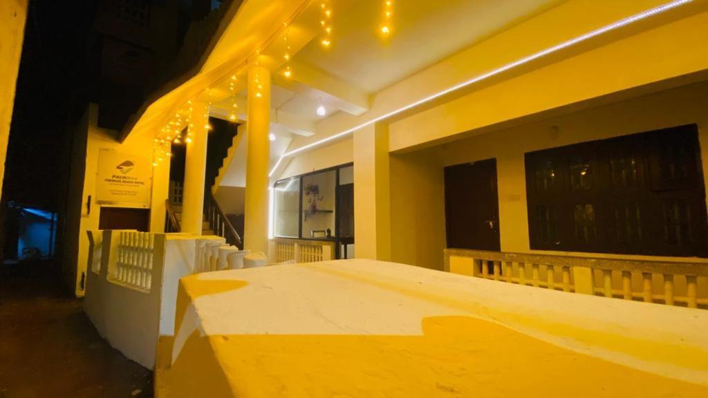 Packbag Beach Hotel קובאלאם מראה חיצוני תמונה
